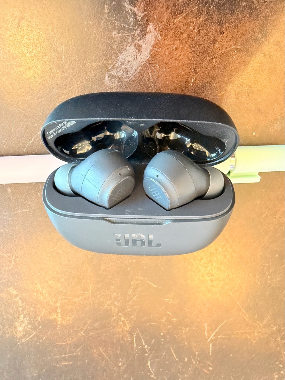JBL Matte Black Wireless Earbuds with Charging Case
